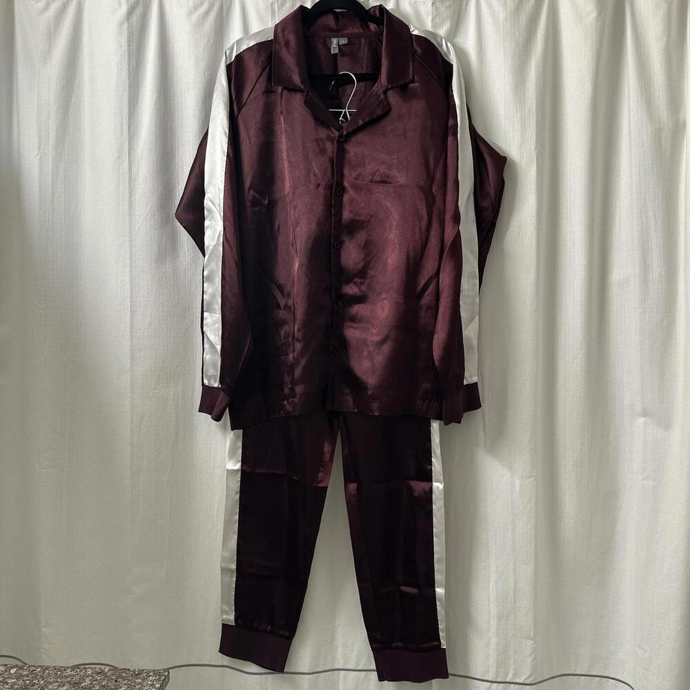 ASOS Men's Burgundy and White Joggers-tracksuit